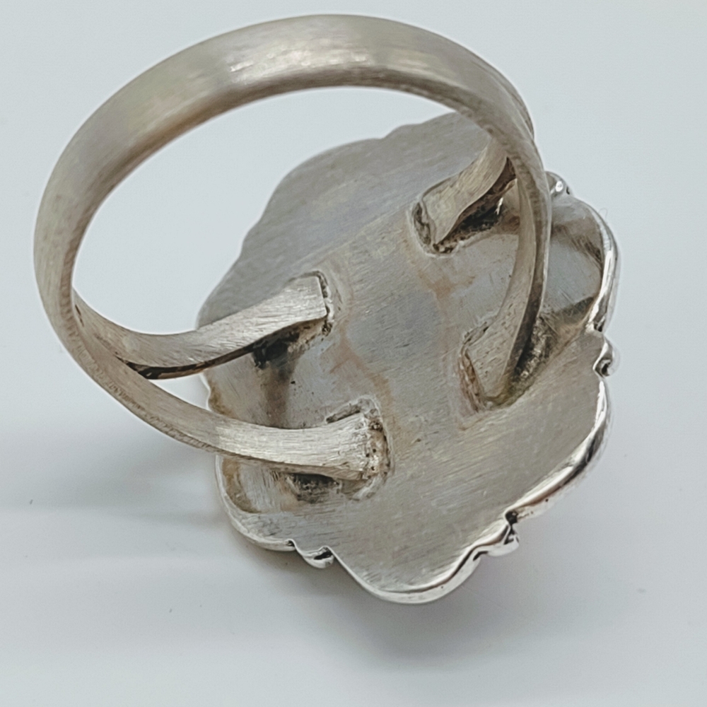 Vintage Navajo Sterling Silver Queen Pink Conch Shell Ring - Picture 4 of 9